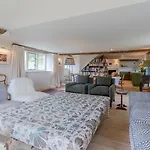 Locks Cottage